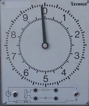 reloj.JPG (19307 bytes)